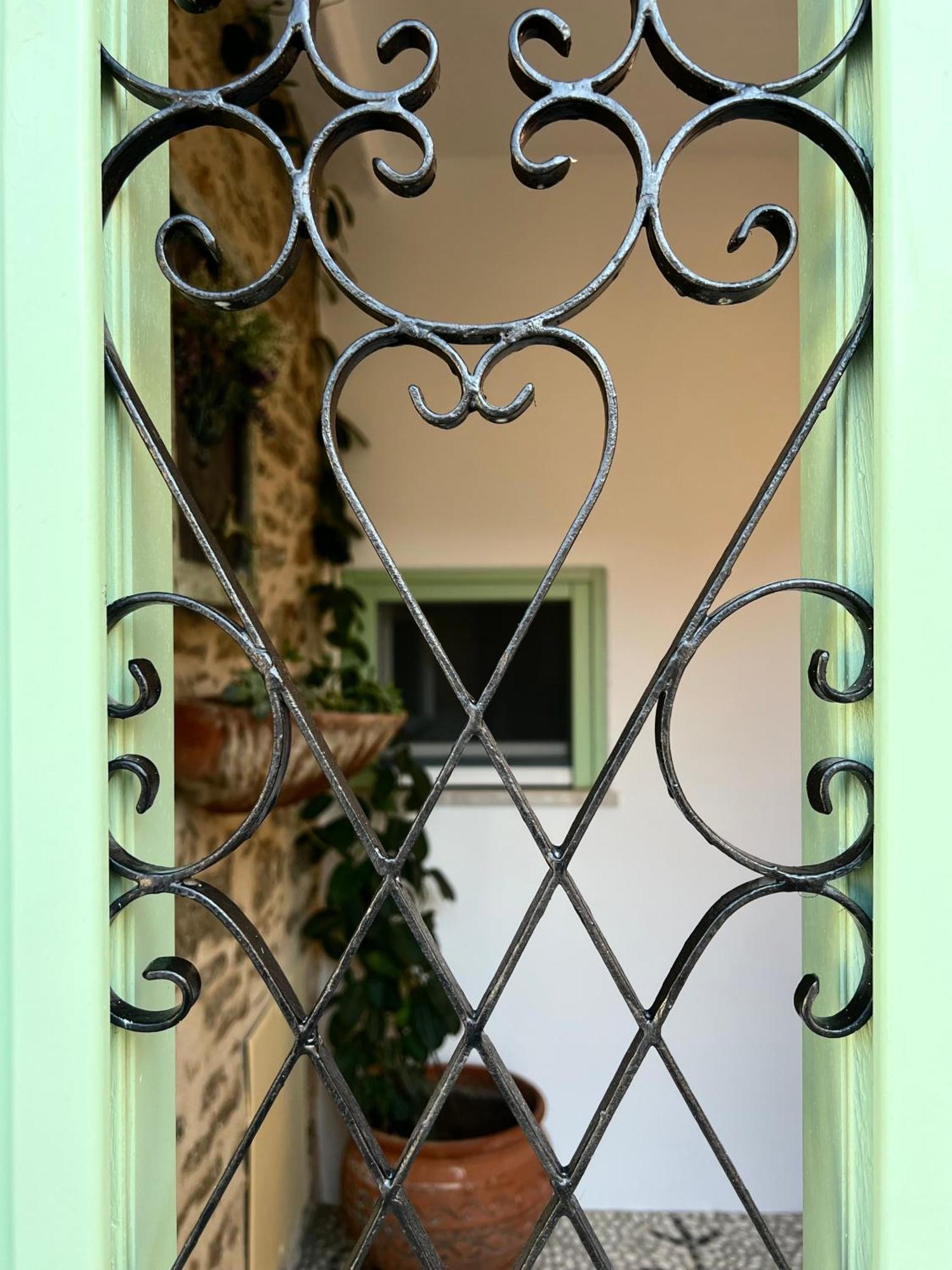 Katrani Studios Simi Exterior foto